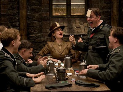 inglourious_basterds_whoamI Still uit Inglourious Basterds