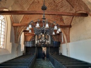 Schip van kerk Westerwijtwerd